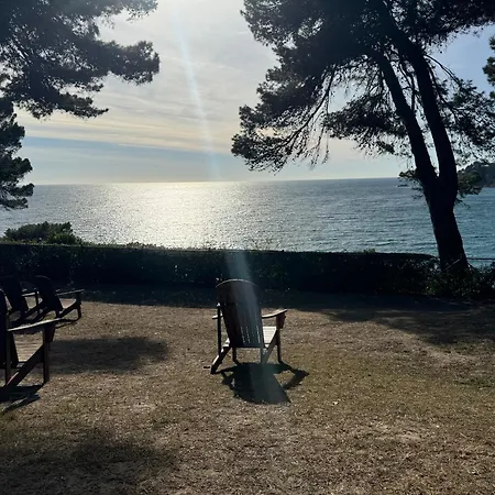 Costa Brava 22 *